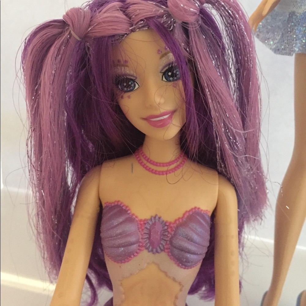 Dolls - Picture 3 of 5